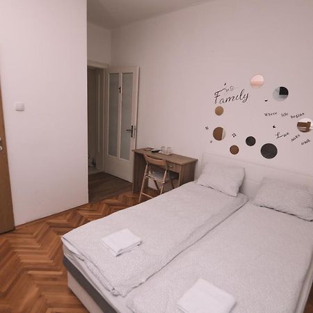 De Lux Apartment & Rooms Emilia Banja Luka Exteriér fotografie