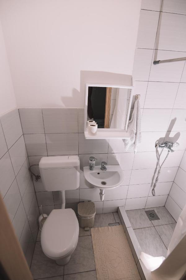 De Lux Apartment & Rooms Emilia Banja Luka Exteriér fotografie